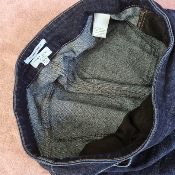 jeans blue color in good condition Size 10p - Picture 8 of 8